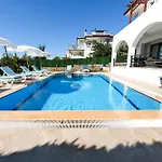 Turquoise Shores Family-friendly Luxury Hisaronu, Ovacik By Sunworld 빌라